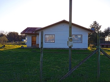 Parcela en venta en Avenida Huichahue, Padre Las Casas - 3 dormitorios, 1 baño