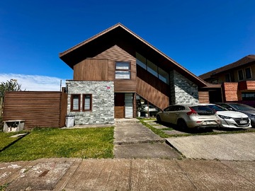 Casa en venta en Francisco metzner 3100, San Pedro de la Paz - 4 dormitorios, 3 baños