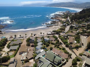 Casa en venta en Sector el abanico, frente al farito, Puchuncaví - 5 dormitorios, 4 baños