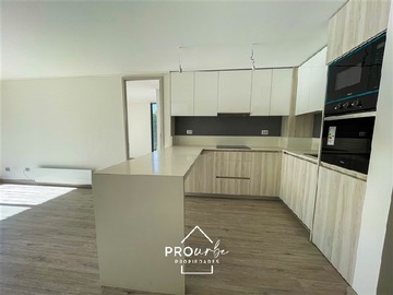 Departamento en venta en Roberto Del Río - Eleodoro Yañez, Providencia - 2 dormitorios, 2 baños