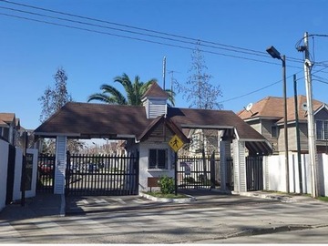 Casa en venta en 21 de mayo, Peñaflor - 5 dormitorios, 2 baños