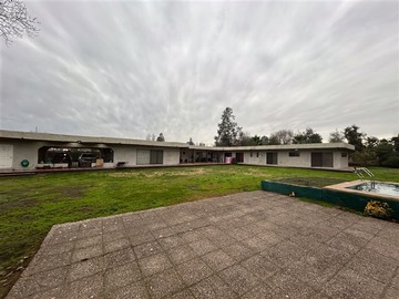 Casa en venta en Ex presidente Gabriel gonzalez videla con ruta 5, Paine - 4 dormitorios, 6 baños