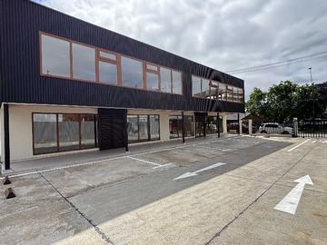 Local Comercial en arriendo mensual en Gran local en arriendo en Puerto Varas (160011), Puerto Varas - 1 baño