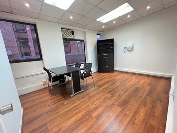 Oficina en venta en Imperdible. Oficina en venta de 110 m2. M pedro (170359), Providencia - 4 dormitorios, 2 baños