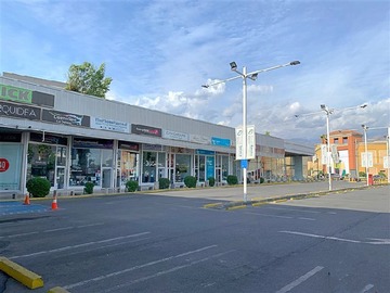 Local Comercial en arriendo mensual en Strip Center – Small Service, Lo Barnechea