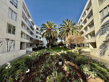 Departamento en venta en Simón Bolívar, Ñuñoa, Ñuñoa - 2 dormitorios, 2 baños