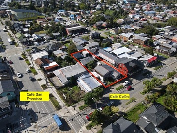 Casa en venta en Casa en Avda Colón con Local comercial y Cabañas Puerto Varas, Puerto Varas - 14 dormitorios, 6 baños