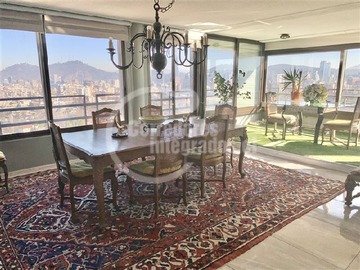 Departamento en venta en Martín de Zamora / Colegio Villa María, Las Condes - 3 dormitorios, 3 baños