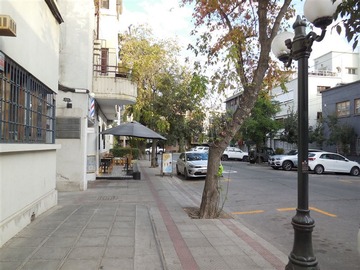 Oficina en venta en Huelén - Providencia, Providencia - 24 dormitorios, 11 baños