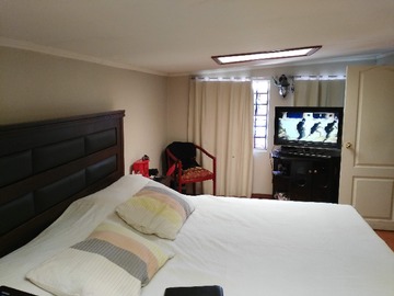 Casa en venta en Vendo Casa en Condominio Cerrado en Comuna de la Florida - 5 dormitorios, 3 baños