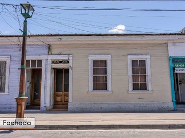 Casa en venta en Casa de 200 m2 en Baquedano (138300), Iquique - 5 dormitorios, 4 baños