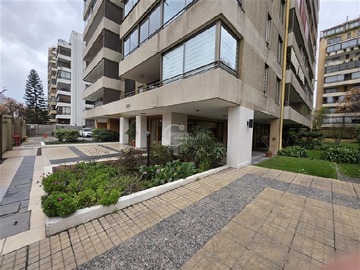 Departamento en venta en Vaticano con Américo Vespucio, Las Condes - 3 dormitorios, 3 baños