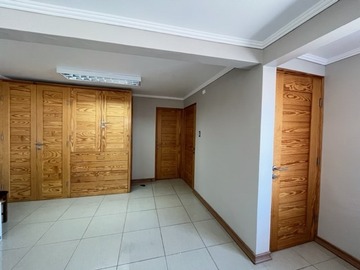 Oficina en arriendo mensual en Bellavista / Edmundo Pérez Zujovic, Antofagasta - 4 dormitorios, 3 baños