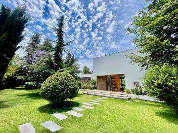 Casa en venta en Moderno Hogar con Excelente Conectividad (147155), Calera de Tango - 7 dormitorios, 7 baños