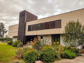 Casa en venta en Camino el cerrillo 2375, linderos, Buin - 5 dormitorios, 4 baños