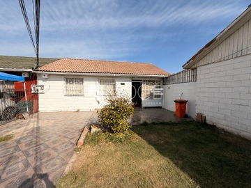 Casa en venta en Perú con Av María Rozas Velásquez, Lo Prado - 3 dormitorios, 2 baños