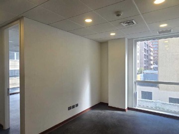 Oficina en arriendo mensual en Oficina 2 privados Las Condes (162801), Las Condes - 2 dormitorios, 1 baño