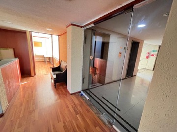 Oficina en arriendo mensual en Amplia oficina sto. Domingo / bandera, Santiago - 2 dormitorios, 3 baños