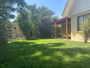 Casa en venta en 4 D + Manzarda, Barrio Tranquilo, Til Til (119354), Til til - 4 dormitorios, 3 baños