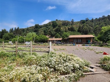 Parcela en venta en Fundo Los Maitenes, Curicó - 3 dormitorios, 4 baños