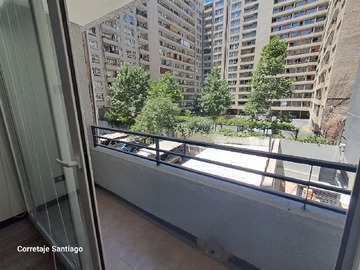 Estudio en arriendo mensual en Amunátegui 767, Santiago - 1 dormitorio, 1 baño