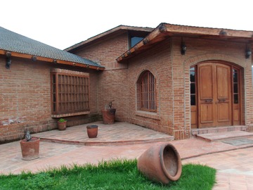 Casa en arriendo mensual en El Llano 3540, Olmué - 5 dormitorios, 8 baños