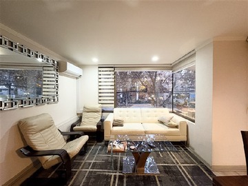 Departamento en venta en Ricardo Lyon // Bustos, Providencia - 2 dormitorios, 2 baños