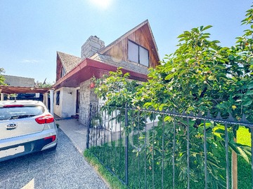 Casa en venta en Amplia Casa y gran Dpto. Interior 414m2 terre (145699), Macul - 4 dormitorios