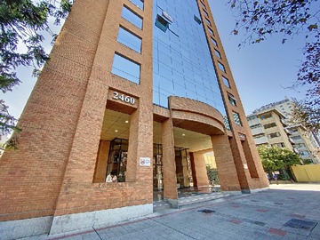 Oficina en arriendo mensual en A una cuadra del metro tobalaba, Providencia - 3 dormitorios, 1 baño