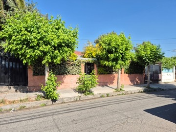 Casa en venta en Metro macul, Peñalolén - 3 dormitorios, 1 baño