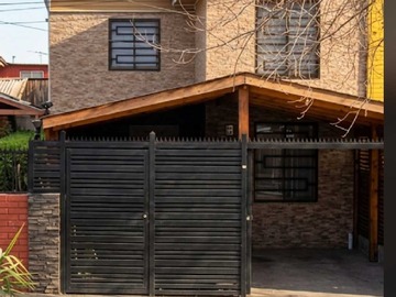 Casa en venta en Amplia casa con gran potencial comercial (177704), La Florida - 4 dormitorios, 2 baños