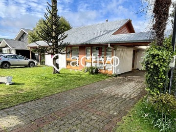 Casa en venta en Valdivia, Isla Teja, Valdivia - 3 dormitorios, 2 baños