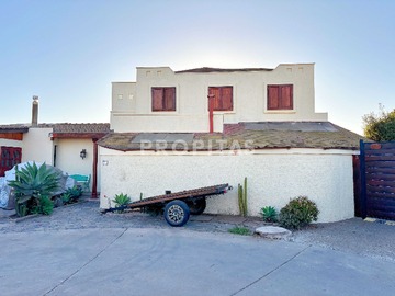 Casa en venta en Casa con Excelente Ubicación en Exclusivo Sec (173271), La Serena - 6 dormitorios, 3 baños