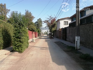 Casa en venta en Cercano al metro Copa Lo Martinez, El Bosque - 2 dormitorios, 1 baño