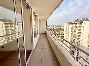 Departamento en venta en Plaza Nicomedes Guzmán y la Plaza Madeco Vieja, San Miguel - 2 dormitorios, 1 baño
