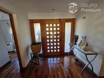 Casa en venta en camino el volcán - loteo las vizcachas, Puente Alto - 5 dormitorios, 3 baños