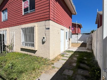 Casa en arriendo mensual en Torreón 2072, Quillota - 2 dormitorios, 1 baño