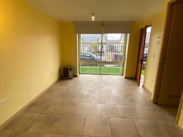 Casa en venta en Amplia Vivienda para Vivir o Inversión (176034), Talca - 3 dormitorios, 2 baños