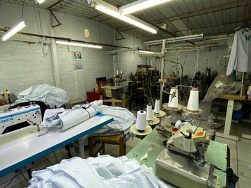 Terreno Industrial en arriendo mensual en La Florida Taller Confecciones M/ Bellavista (163336), La Florida - 3 baños