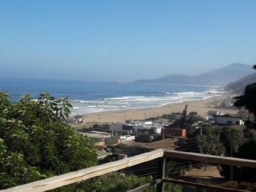 Casa en arriendo mensual en San Alfonso, Puchuncaví - 4 dormitorios, 3 baños
