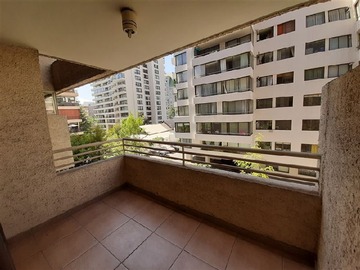 Departamento en arriendo mensual en Rotonda Atenas - 1 Dormitorio Sin Estacionamiento En Arriendo, Las Condes - 1 dormitorio, 1 baño