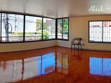 Departamento en venta en Departamento 2 estacionamientos a pasos del casino y playa, Viña del Mar - 3 dormitorios, 2 baños