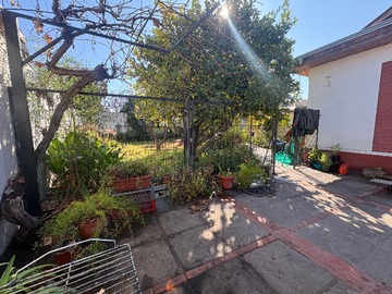 Casa en venta en Más pieza y baño de servicio (172301), La Reina - 4 dormitorios, 3 baños