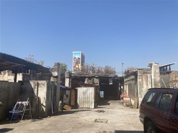 Sitio en arriendo mensual en Arriendo terreno a 2 cuadras Ricardo Cumming, 814 m2, Santiago, Santiago