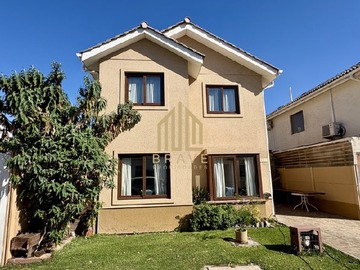 Casa en venta en Condominio alto la cruz, Padre Hurtado - 3 dormitorios, 3 baños