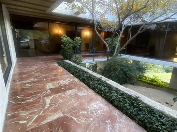 Casa en venta en gran via 200, Vitacura - 6 dormitorios, 4 baños