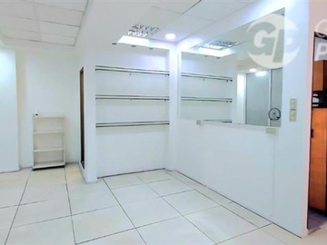 Oficina en venta en Bandera con Moneda, Santiago - 3 dormitorios, 1 baño