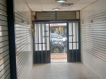 Local Comercial en arriendo mensual en 9 oriente, Talca - 2 baños