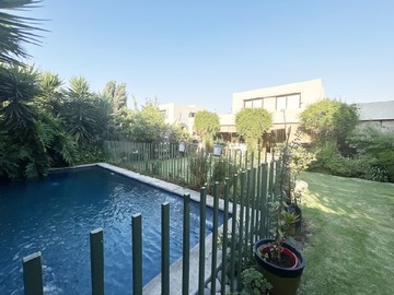 Casa en venta en Brisas norte, Colina - 3 dormitorios, 4 baños
