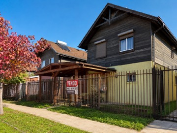 Casa en venta en Efrain, Curicó - 4 dormitorios, 2 baños